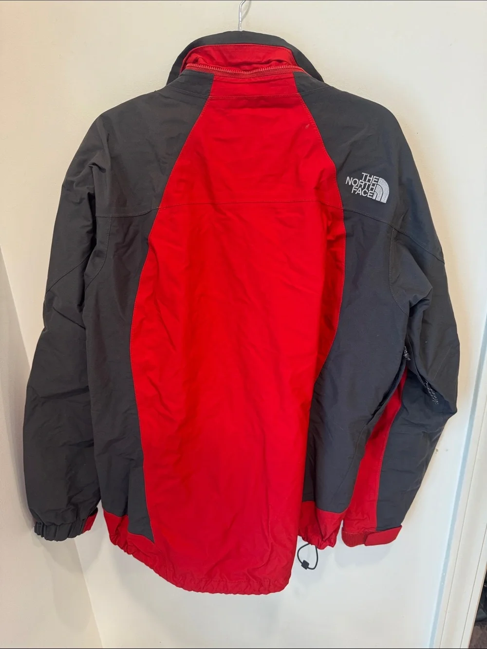 The North Face Red & Gray HyVent Mountain Shell Jacket | Men’s L Gorpcore